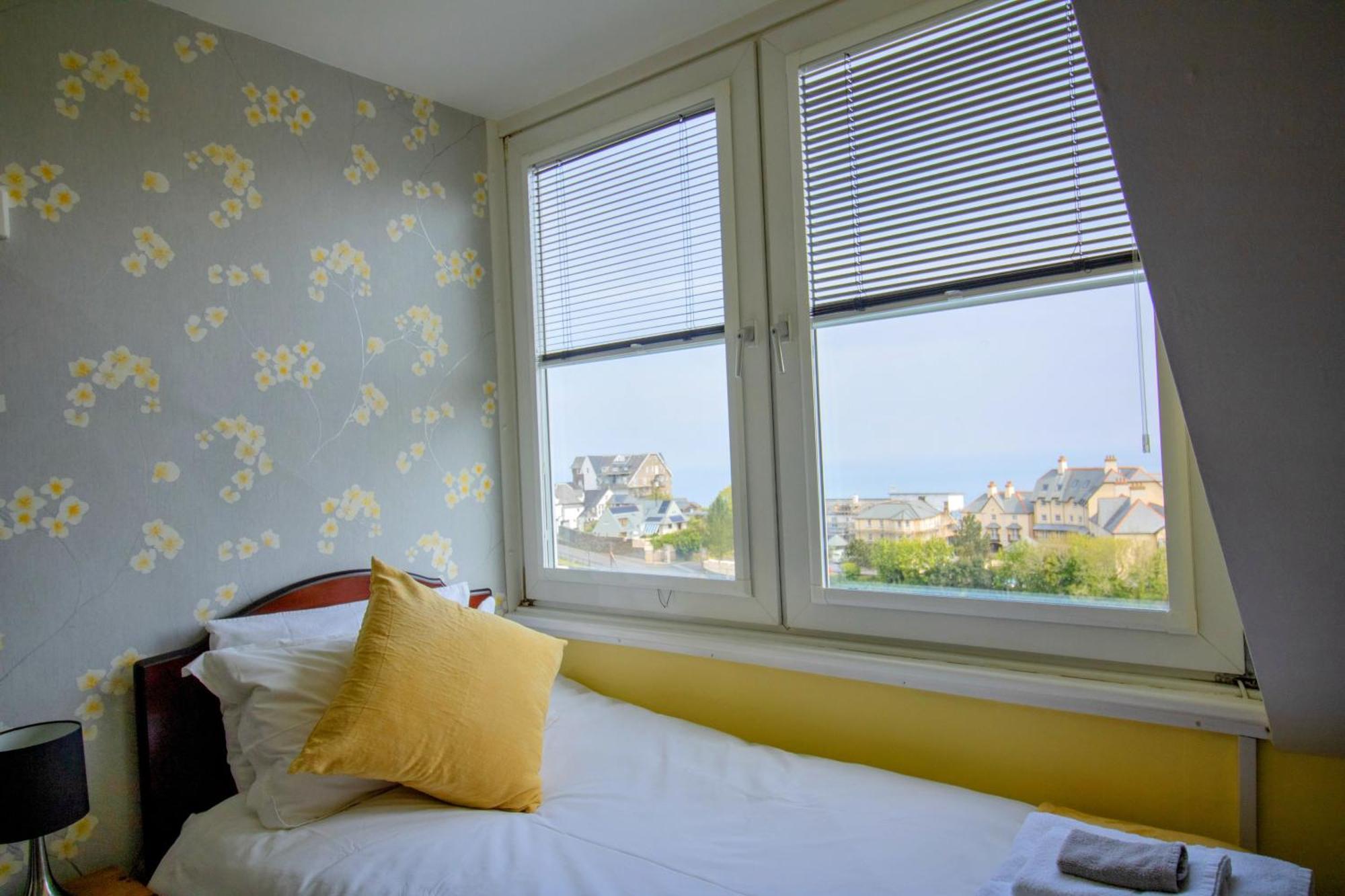 Sinai House Hotel Lynton Exterior photo